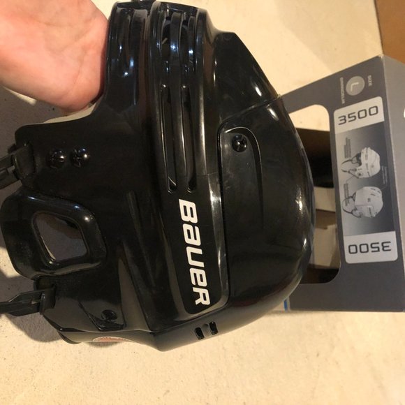 Skating Hockey Helmet - Picture 3 of 8